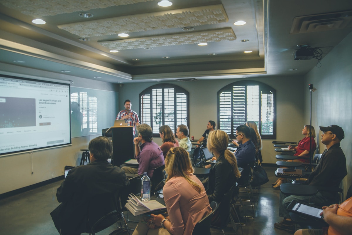 iConsultantZ industry-focused learning and skill development
